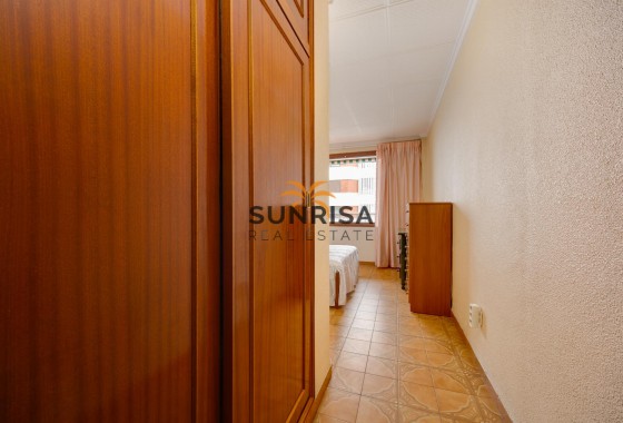 Appartement · Revente - Torrevieja · Playa del Acequión · Alicante · Espagne
