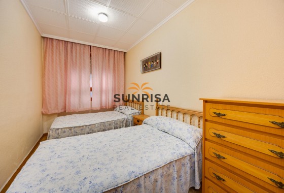 Appartement · Revente - Torrevieja · Playa del Acequión · Alicante · Espagne