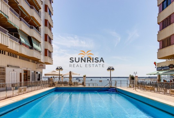 Appartement · Revente - Torrevieja · Playa del Acequión · Alicante · Espagne