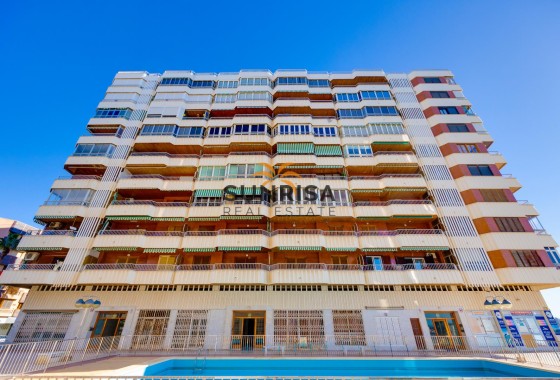 Appartement · Revente - Torrevieja · Playa del Acequión · Alicante · Espagne