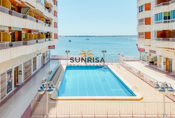 Appartement · Revente - Torrevieja · Playa del Acequión · Alicante · Espagne