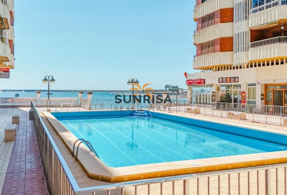 Appartement · Revente - Torrevieja · Playa del Acequión · Alicante · Espagne