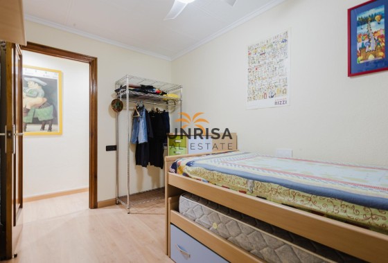 Appartement · Revente - Torrevieja · Playa del Acequión · Alicante · Espagne