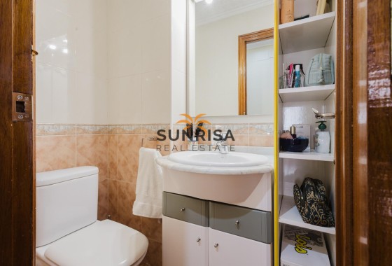 Appartement · Revente - Torrevieja · Playa del Acequión · Alicante · Espagne