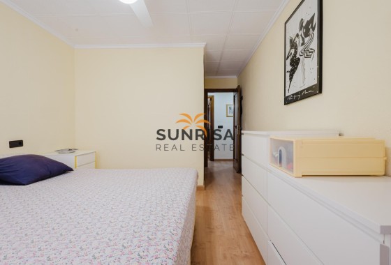 Appartement · Revente - Torrevieja · Playa del Acequión · Alicante · Espagne