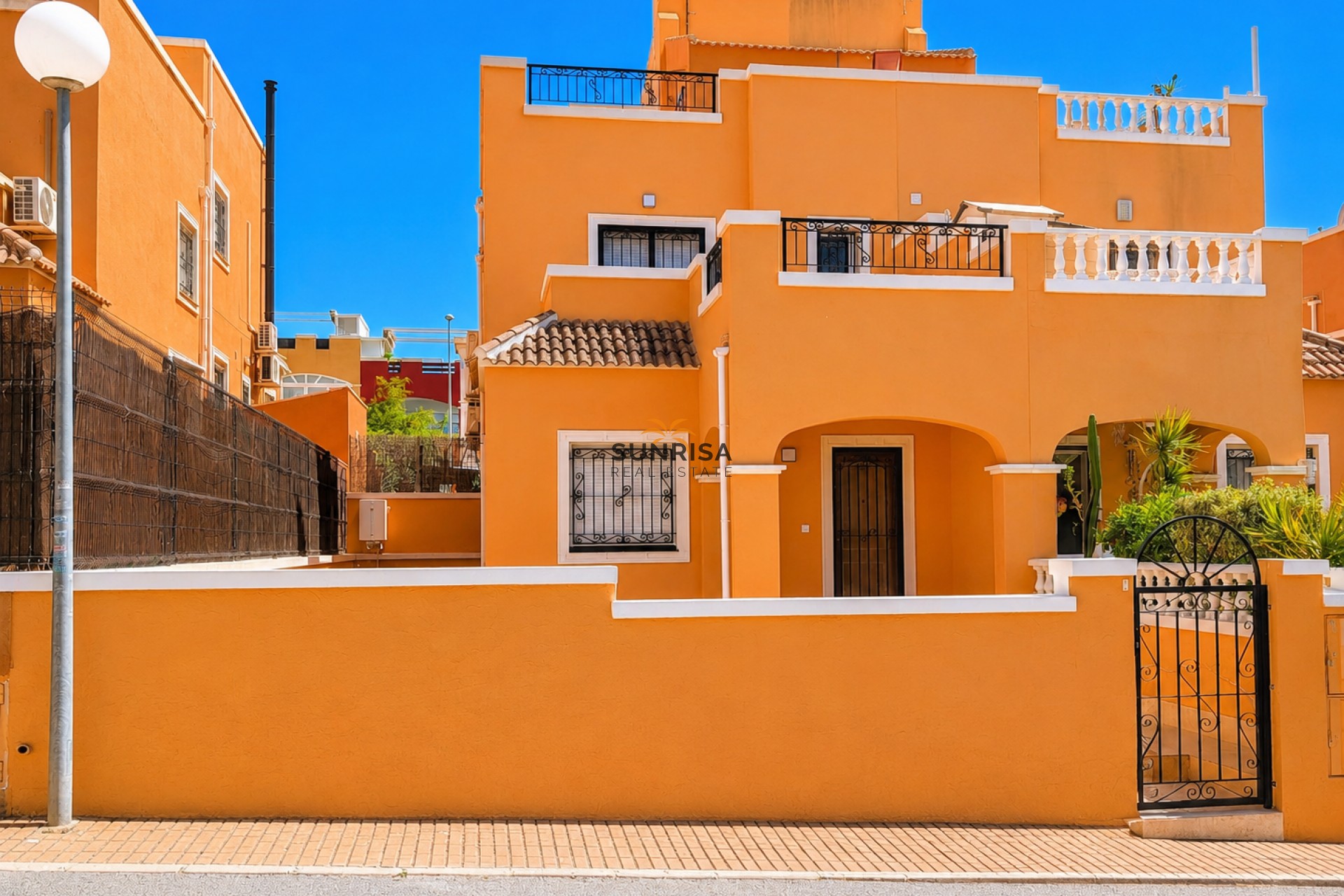 Reventa - Casa - Orihuela Costa