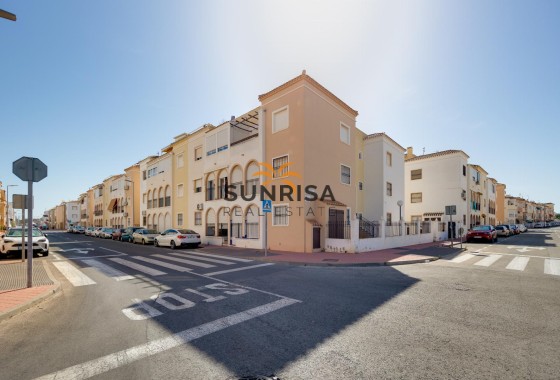 Bungalow · Resale - Torrevieja · Playa de los Naufragos · Alicante · Spain
