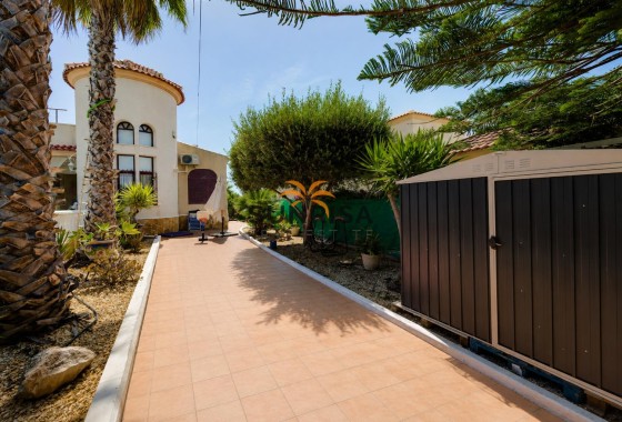 House · Resale - San Fulgencio · Urb. La Marina · Alicante · Spain