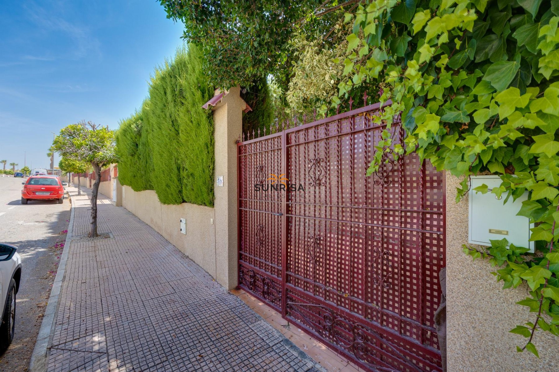 Resale - House - San Fulgencio