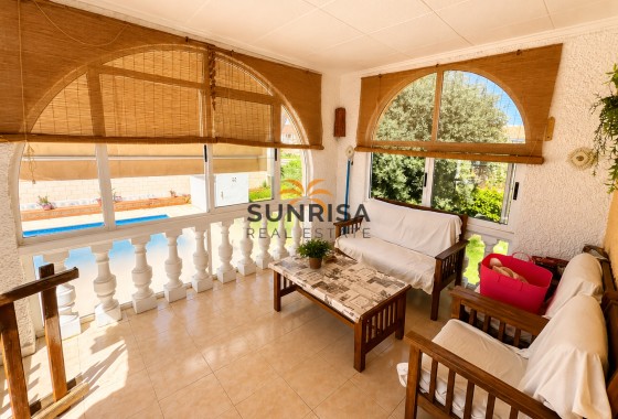 Villa · Resale - Torrevieja · La siesta · Alicante · Spain