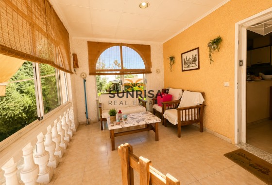 Villa · Resale - Torrevieja · La siesta · Alicante · Spain
