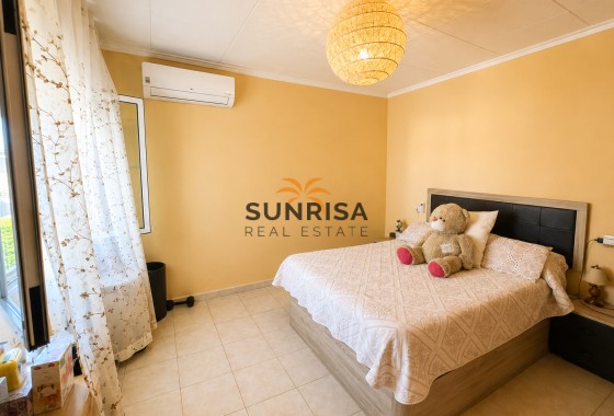 Villa · Resale - Torrevieja · La siesta · Alicante · Spain