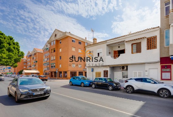 Bungalow · Reventa - Torrevieja · Playa del Acequión · Alicante · España