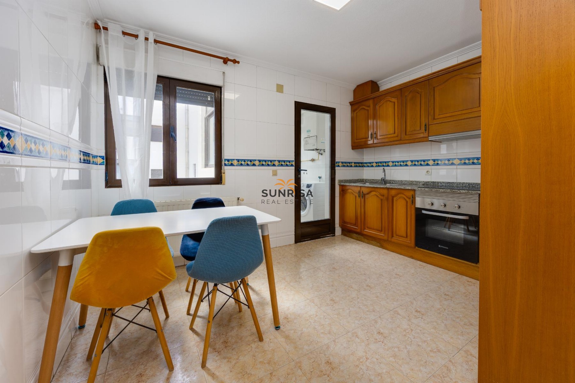 Resale - Apartment - San Miguel de Salinas