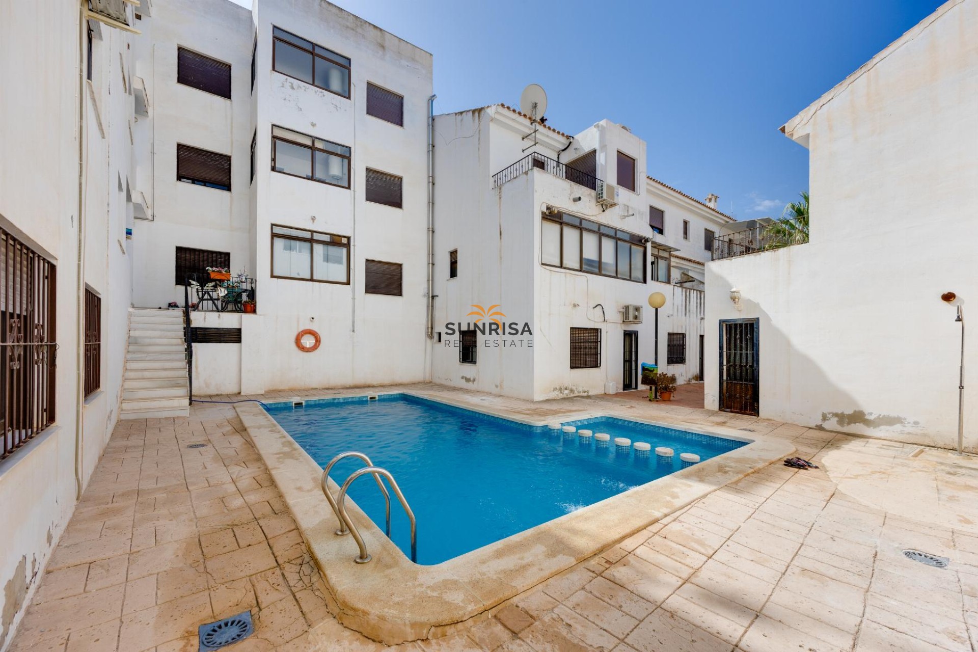 Resale - Apartment - San Miguel de Salinas