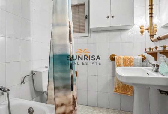 Appartement · Herverkoop - Torrevieja · Playa de los Locos · Alicante · Spanje