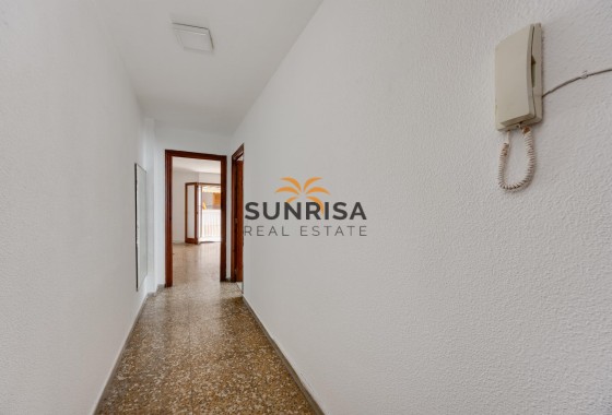 Apartment · Resale - Torrevieja · Playa del Acequión · Alicante · Spain
