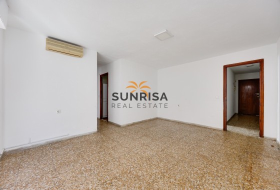Apartment · Resale - Torrevieja · Playa del Acequión · Alicante · Spain