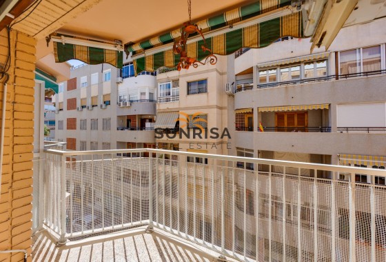 Apartment · Resale - Torrevieja · Playa del Acequión · Alicante · Spain