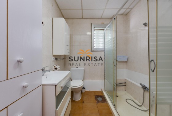 Apartment · Resale - Torrevieja · Playa del Acequión · Alicante · Spain