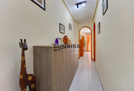 Apartment · Resale - Torrevieja · Playa del Cura · Alicante · Spain