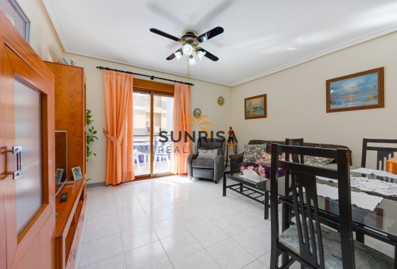 Apartment · Resale - Torrevieja · Playa del Cura · Alicante · Spain