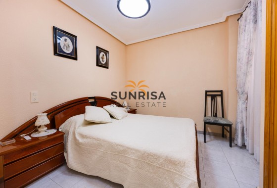 Apartment · Resale - Torrevieja · Playa del Cura · Alicante · Spain