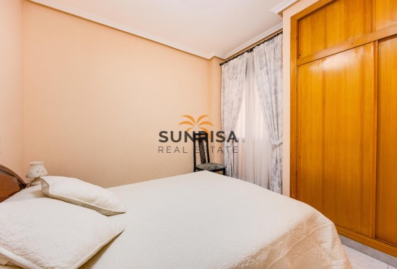 Apartment · Resale - Torrevieja · Playa del Cura · Alicante · Spain