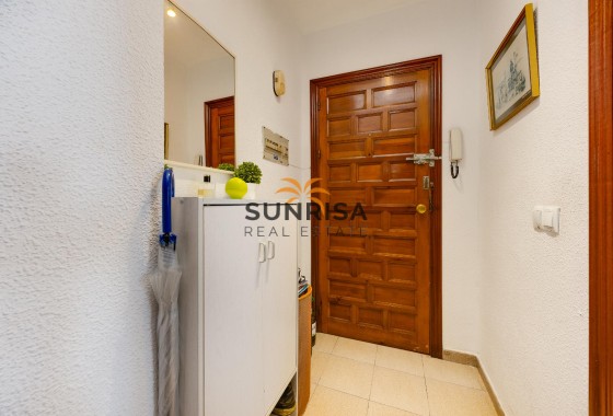 Apartment · Resale - Torrevieja · Playa del Acequión · Alicante · Spain