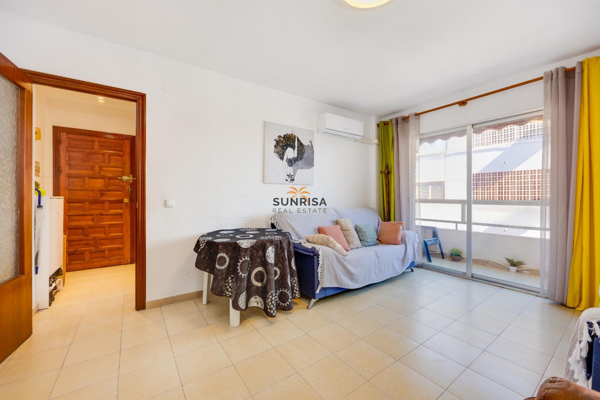 Resale - Apartment - Torrevieja