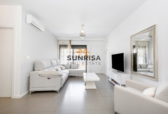 Apartamento · Reventa - Pilar de la Horadada · La Torre De La Horadada · Alicante · España
