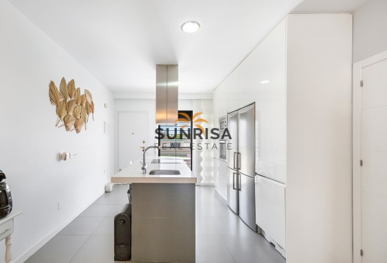 Apartamento · Reventa - Pilar de la Horadada · La Torre De La Horadada · Alicante · España