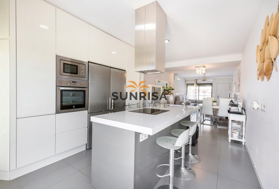 Apartamento · Reventa - Pilar de la Horadada · La Torre De La Horadada · Alicante · España