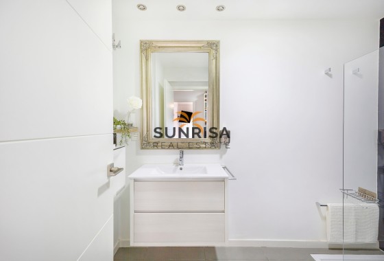 Apartamento · Reventa - Pilar de la Horadada · La Torre De La Horadada · Alicante · España