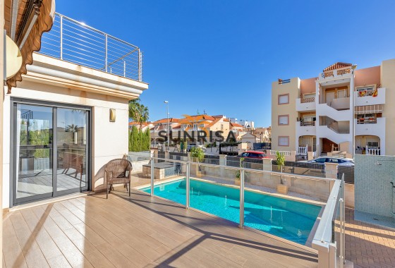Villa · Revente - Orihuela Costa · La Zenia · Alicante · Espagne