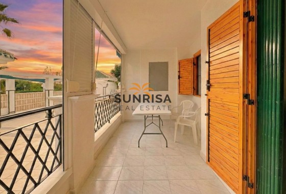 Appartement · Revente - Torrevieja · La Mata · Alicante · Espagne