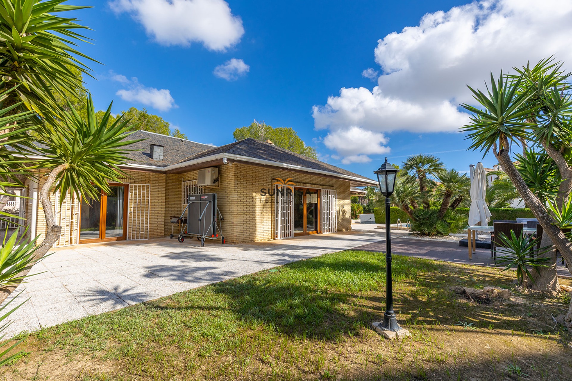 Revente - Villa - Orihuela Costa