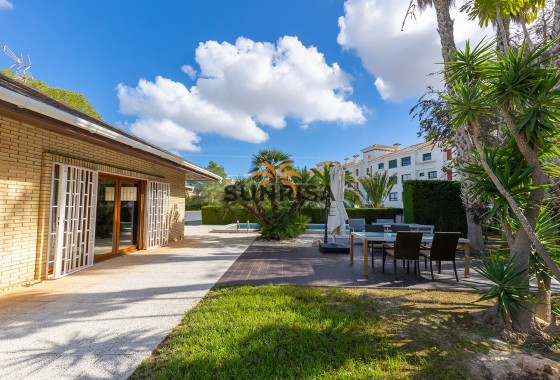 Villa · Reventa - Orihuela Costa · Las Filipinas · Alicante · España