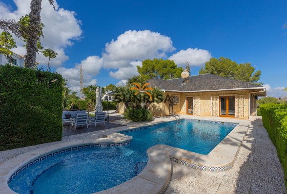 Villa · Reventa - Orihuela Costa · Las Filipinas · Alicante · España