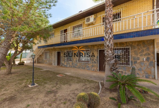 Villa · Reventa - Orihuela Costa · Las Filipinas · Alicante · España