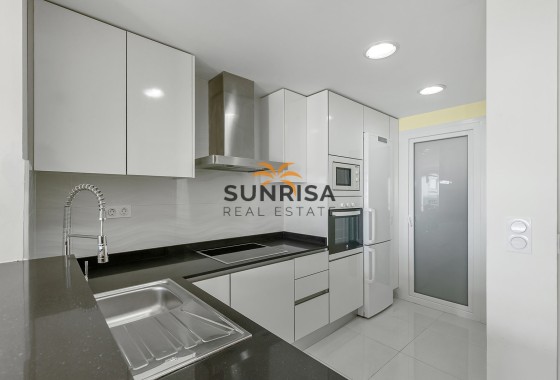 Penthouse · Herverkoop - Torrevieja · Punta Prima · Alicante · Spanje
