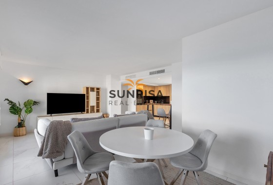 Appartement · Herverkoop - Torrevieja · Punta Prima · Alicante · Spanje
