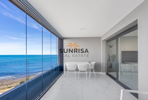 Appartement · Herverkoop - Torrevieja · Punta Prima · Alicante · Spanje