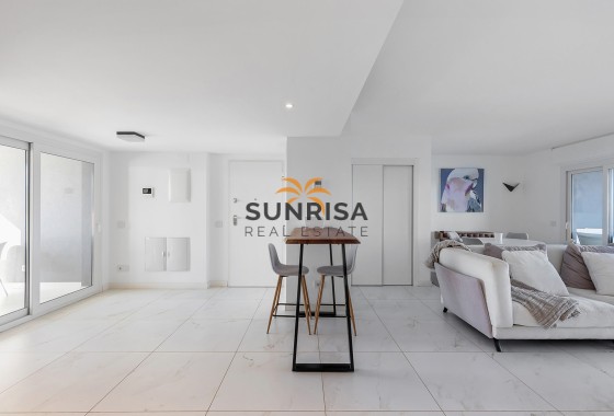 Appartement · Herverkoop - Torrevieja · Punta Prima · Alicante · Spanje