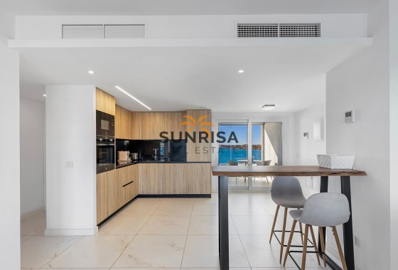 Appartement · Herverkoop - Torrevieja · Punta Prima · Alicante · Spanje