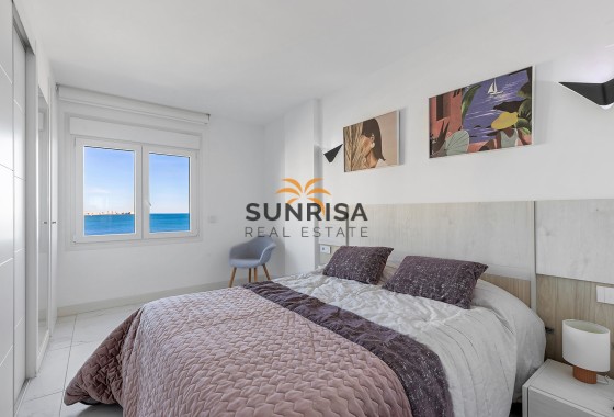 Appartement · Herverkoop - Torrevieja · Punta Prima · Alicante · Spanje