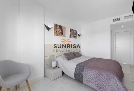Appartement · Herverkoop - Torrevieja · Punta Prima · Alicante · Spanje