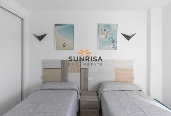 Appartement · Herverkoop - Torrevieja · Punta Prima · Alicante · Spanje