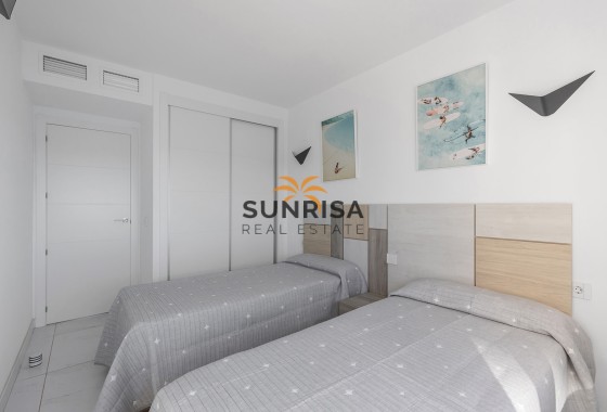 Appartement · Herverkoop - Torrevieja · Punta Prima · Alicante · Spanje