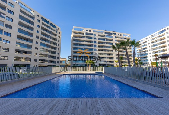 Appartement · Herverkoop - Torrevieja · Punta Prima · Alicante · Spanje